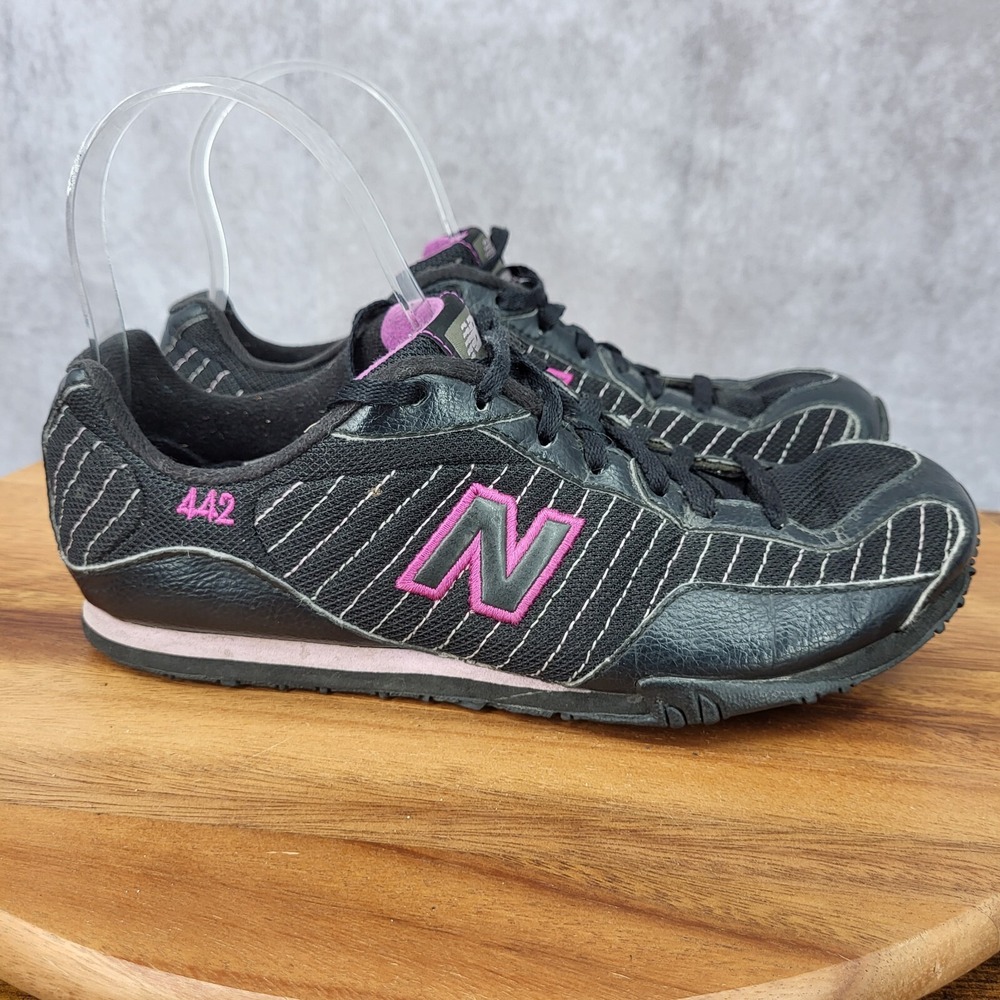 New Balance 442 Running Shoes Womens‎ 7 Black Purple Sneakers Trainers WL442GGP